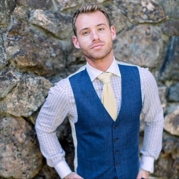 Meet your Posher, Joshua - Picture 3 of 3